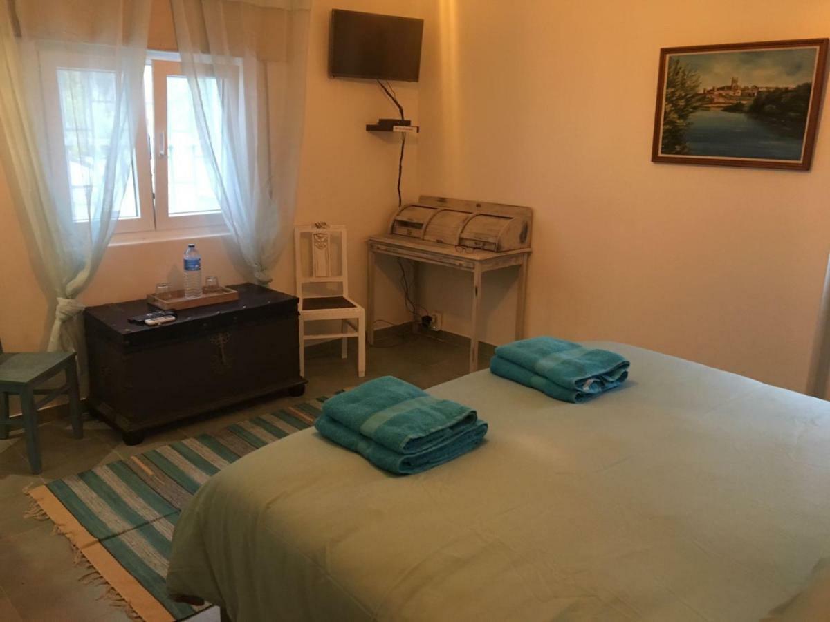 Bed and Breakfast Casa Do Loureiro Branco à Santarém Extérieur photo